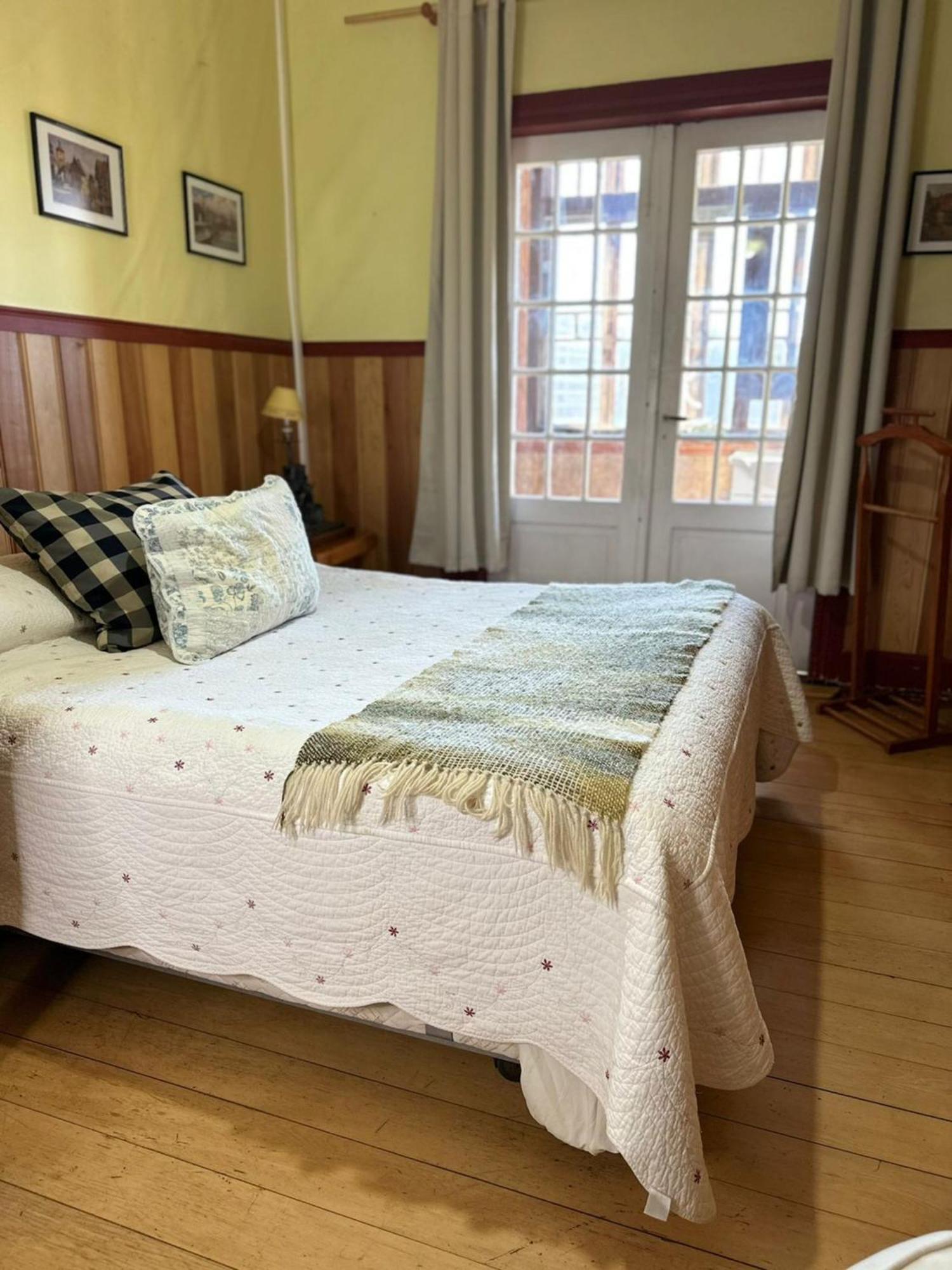 Hostal Florencia Leilighet Puerto Varas Eksteriør bilde